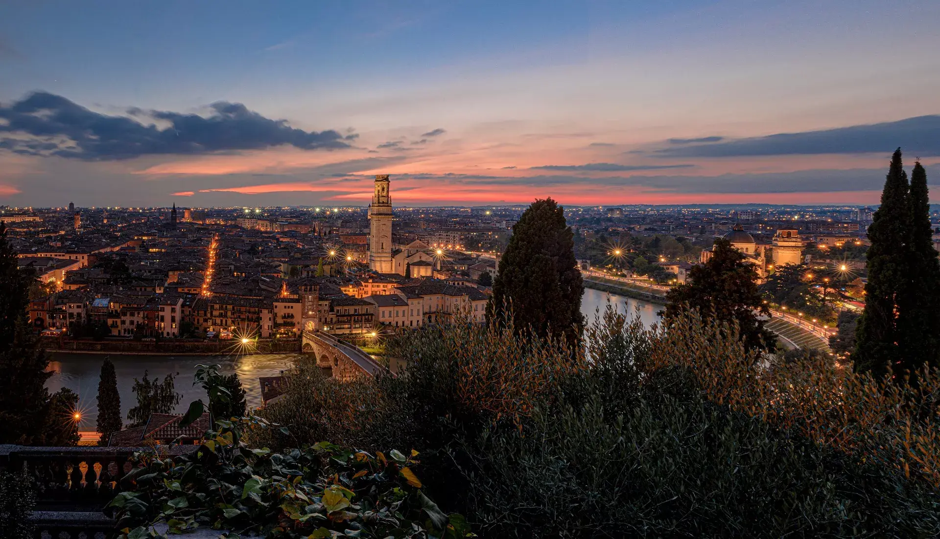 verona-7271134-1920.497.65bcf4e7d4c57